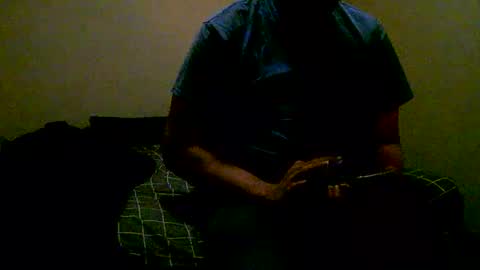 Snapshot of straightpipe18 chatting on November 6, 3:29 am straightpipe18 online show from November 6, 3:29 am