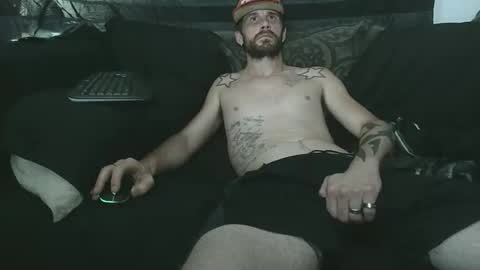 Snapshot of straitpipermann22 chatting on October 15, 9:59 pm straitpipermann22 online show from October 15, 9:59 pm