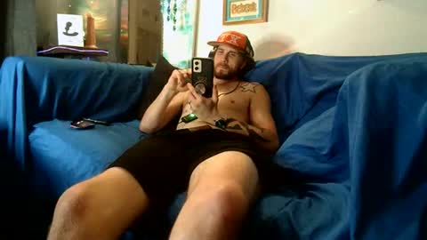 Snapshot of straitpipermann22 chatting on November 22, 8:52 pm straitpipermann22 online show from November 22, 8:52 pm