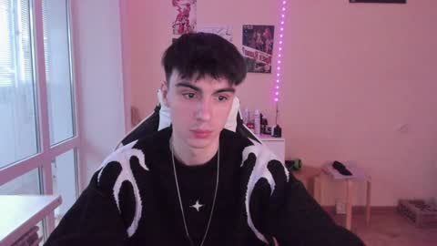 Snapshot of stralght_twinks chatting on January 16, 12:31 pm Ray online show from January 16, 12:31 pm