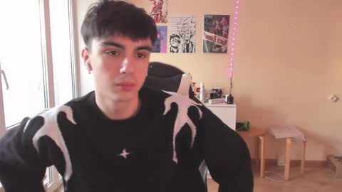 Snapshot of stralght_twinks chatting on January 20, 8:09 am Ray online show from January 20, 8:09 am