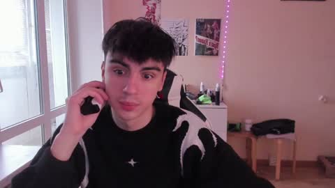 Snapshot of stralght_twinks chatting on January 24, 8:44 am Ray online show from January 24, 8:44 am