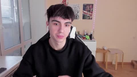 Snapshot of stralght_twinks chatting on January 27, 7:45 am Ray online show from January 27, 7:45 am