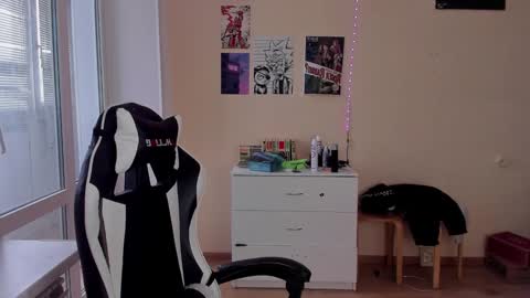 Snapshot of stralght_twinks chatting on February 3, 1:19 pm Ray online show from February 3, 1:19 pm