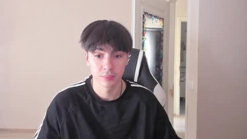 Snapshot of stralght_twinks chatting on September 10, 10:48 am Ray online show from September 10, 10:48 am