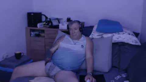 Snapshot of stranger1966 chatting on September 22, 7:49 pm Stranger online show from September 22, 7:49 pm