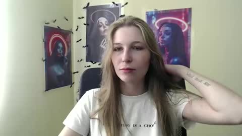 Amalia online show from April 2, 6:11 am