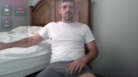 Snapshot of strangeratnight87 chatting on July 7, 2:32 pm strangeratnight87 online show from July 7, 2:32 pm
