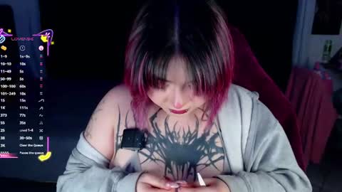 Snapshot of strangergirlxxx chatting on August 6, 8:27 am Carla Independent model online show from August 6, 8:27 am