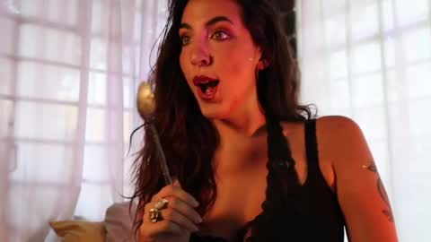 Snapshot of strawberripulp chatting on February 2, 11:32 pm Angel Baby online show from February 2, 11:32 pm