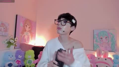 strawberry_kitty_ online show from March 9, 2:48 am