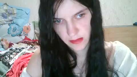 Strawberry Storm online show from April 15, 8:09 pm