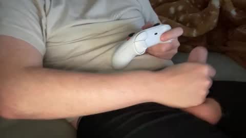 Snapshot of strawberryblnd chatting on November 1, 8:05 am StrawberryBlnd online show from November 1, 8:05 am