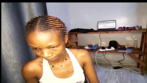 streetlioness online show from October 22, 7:02 pm