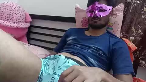 strip_couple_love1 online show from March 10, 12:54 pm