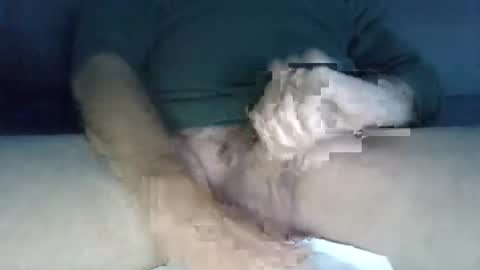 Snapshot of strokes_for_you chatting on October 13, 1:38 am strokes_for_you online show from October 13, 1:38 am