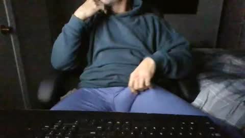Snapshot of strokin4u68plus1 chatting on December 4, 7:17 am strokin4u68plus1 online show from December 4, 7:17 am