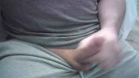 Snapshot of strokin8219621 chatting on February 7, 8:42 pm Strokin online show from February 7, 8:42 pm