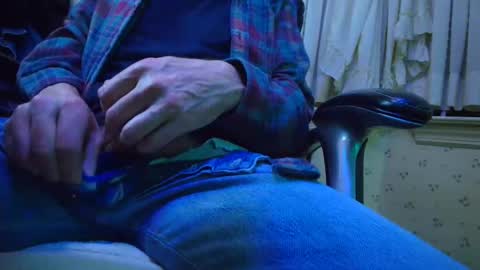 strokinate online show from April 3, 1:58 am