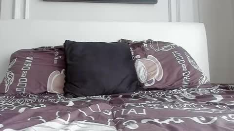 Strong Arni online show from March 8, 10:08 am