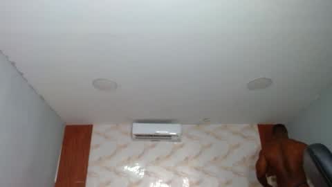 Snapshot of strong_george1 chatting on March 5, 7:38 pm strong_george1 online show from March 5, 7:38 pm