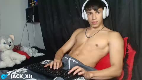 Snapshot of strong_jackxxx chatting on November 7, 3:28 am Daddy Jack online show from November 7, 3:28 am