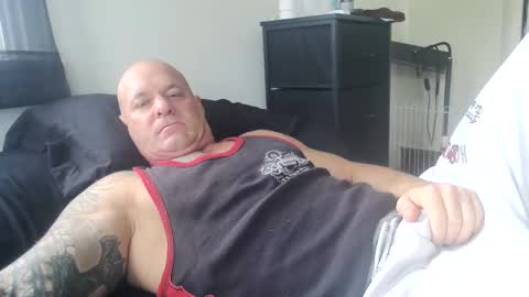 Snapshot of strongandhard073 chatting on October 7, 3:31 pm StrongAndHard online show from October 7, 3:31 pm