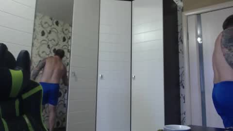 Alex online show from November 18, 9:03 am