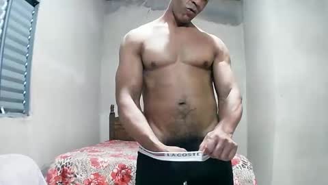 Snapshot of strongdaddyfantastic chatting on June 4, 3:29 pm strongdaddyfantastic online show from June 4, 3:29 pm