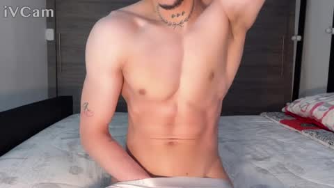 stronghardlatino online show from July 24, 4:49 pm