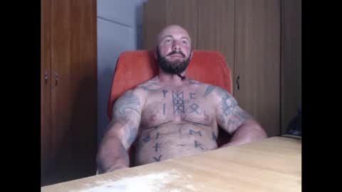 Snapshot of strongivan chatting on May 23, 6:01 pm StrongIvan online show from May 23, 6:01 pm