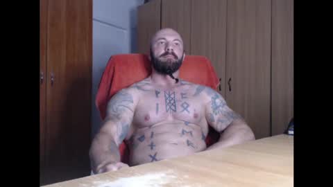 Snapshot of strongivan chatting on June 2, 4:14 am StrongIvan online show from June 2, 4:14 am