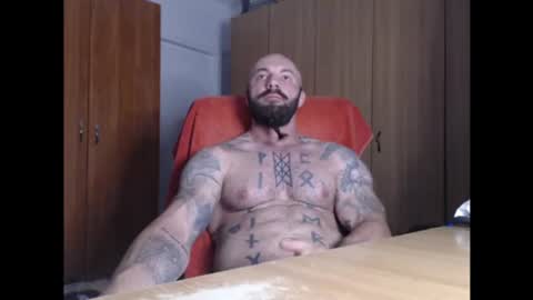 Snapshot of strongivan chatting on July 14, 4:28 am StrongIvan online show from July 14, 4:28 am