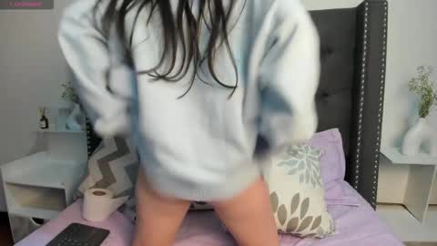 Snapshot of sttrawberry chatting on October 29, 1:19 am sttrawberry online show from October 29, 1:19 am