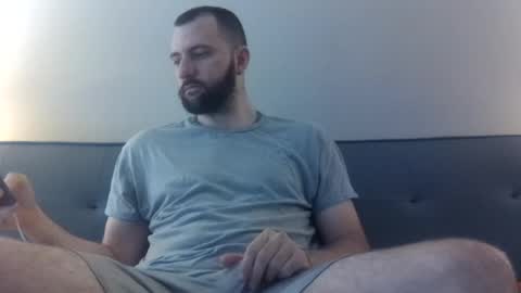 Snapshot of stud4u21 chatting on September 29, 2:11 pm stud4u21 online show from September 29, 2:11 pm
