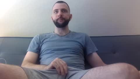 Snapshot of stud4u21 chatting on October 12, 5:56 pm stud4u21 online show from October 12, 5:56 pm
