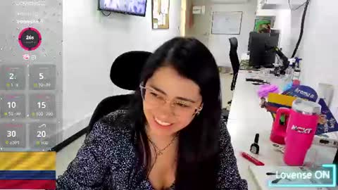 Snapshot of studcb_ chatting on June 19, 9:40 pm studcb_ online show from June 19, 9:40 pm