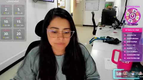 Snapshot of studcb_ chatting on June 29, 1:55 pm studcb_ online show from June 29, 1:55 pm