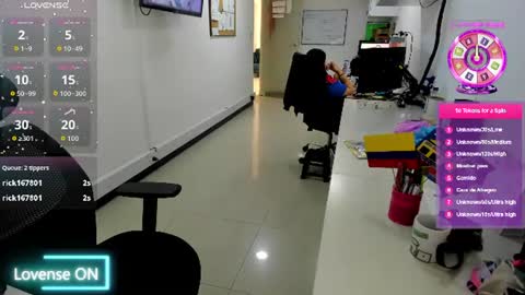 Snapshot of studcb_ chatting on July 7, 6:23 pm studcb_ online show from July 7, 6:23 pm