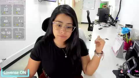 Snapshot of studcb_ chatting on July 13, 8:44 pm studcb_ online show from July 13, 8:44 pm
