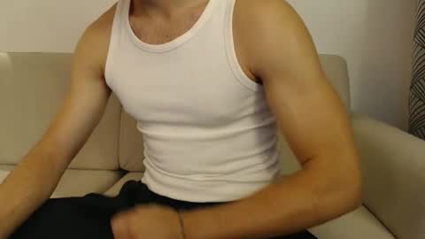 Stud From Paris online show from September 25, 5:05 pm
