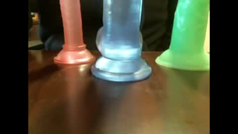 Snapshot of studinto chatting on February 14, 9:03 am BadBrad online show from February 14, 9:03 am