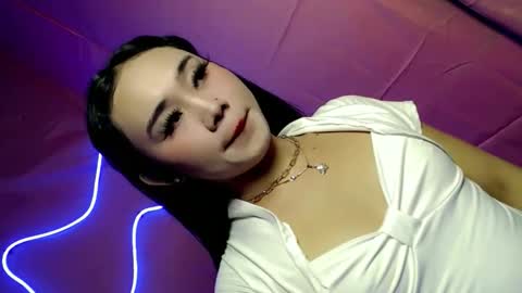 stunning_andrea69 online show from February 4, 11:16 am