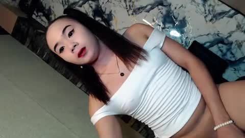 stunning_andrea69 online show from August 4, 12:30 pm