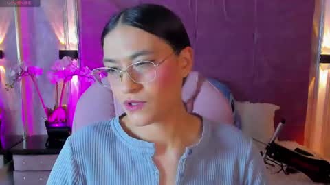 Snapshot of stusha chatting on July 13, 1:03 pm Stusha online show from July 13, 1:03 pm