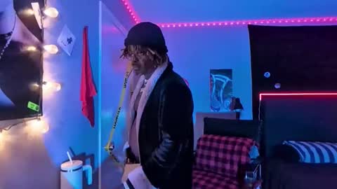 Hot Chocolate online show from November 30, 8:40 am