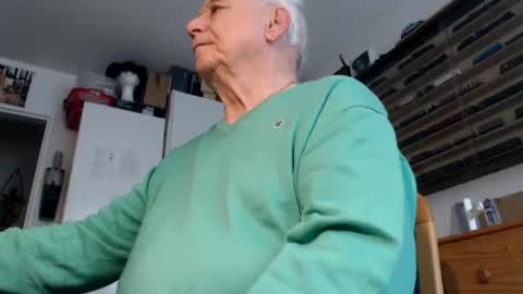 Snapshot of subibuns chatting on January 21, 12:29 pm Marcel online show from January 21, 12:29 pm