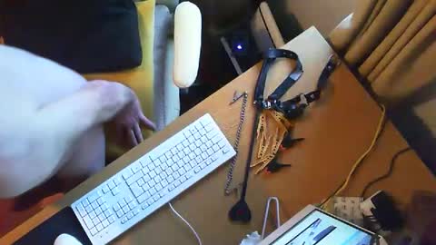 submissive1234567 online show from November 29, 11:02 am