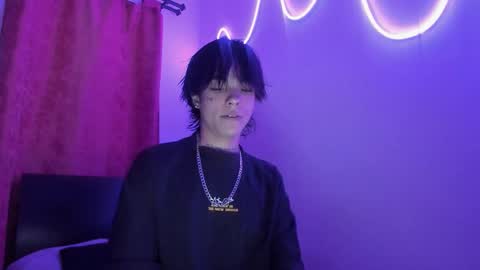 Snapshot of submissive_boyy_ chatting on December 4, 8:17 pm nico online show from December 4, 8:17 pm