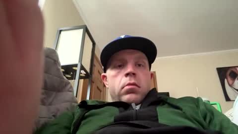 submissivebrett381 online show from April 18, 7:58 pm